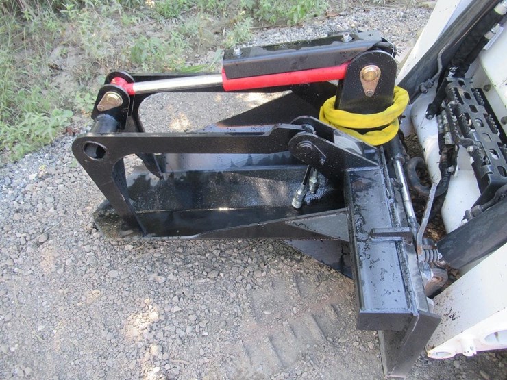 wildcat-skid-steer-stump-bucket-grapple-image-2