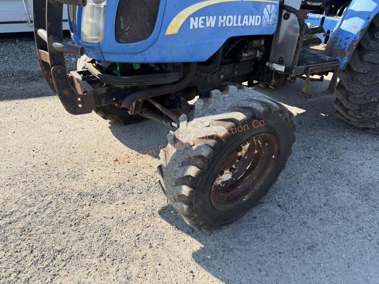new-holland-boomer-50-image-11