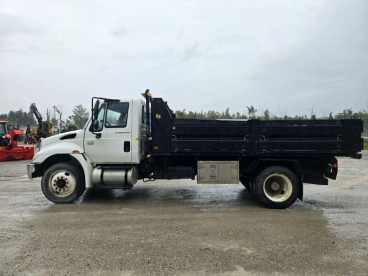 2007-international-durastar-4300-image-7