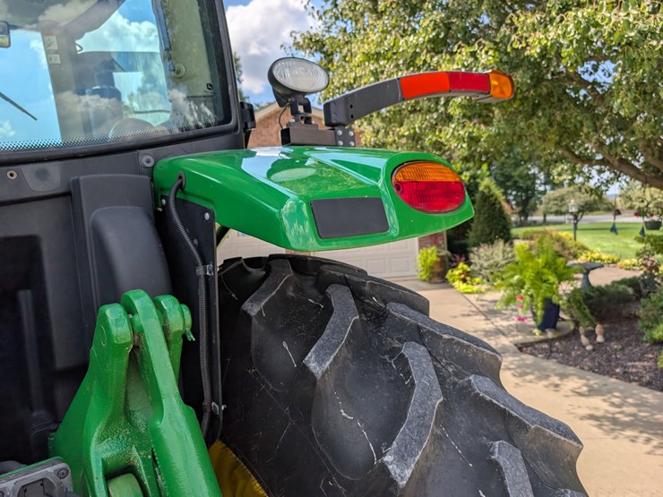 2015-john-deere-6175r-image-43