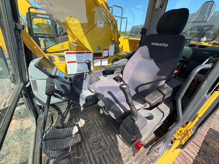 2022-komatsu-pc360-lc-11-image-28