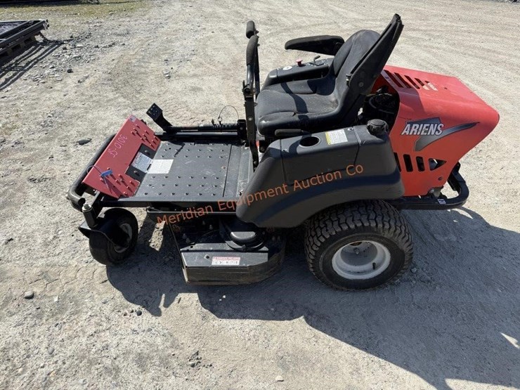 ariens-zoom-1640-zero-lawn-mower--non-operable-image-3