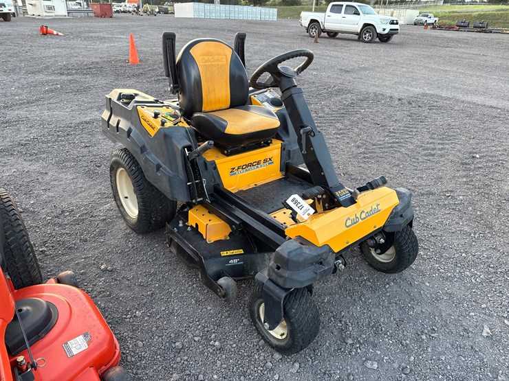 #17368-•-cubcadet-z-force-sx-zero-turn-mower-image-3