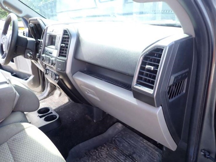 2018-ford-f150-xlt-image-41