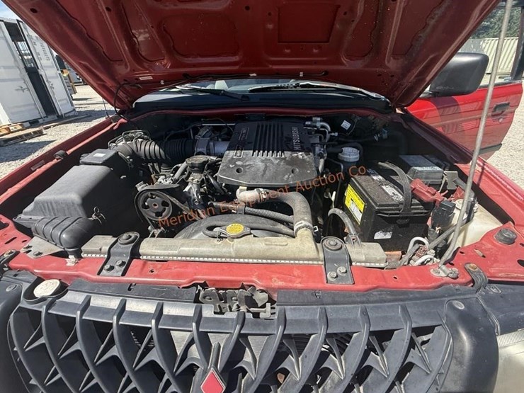 2001-mitsubishi-montero-sport-image-19