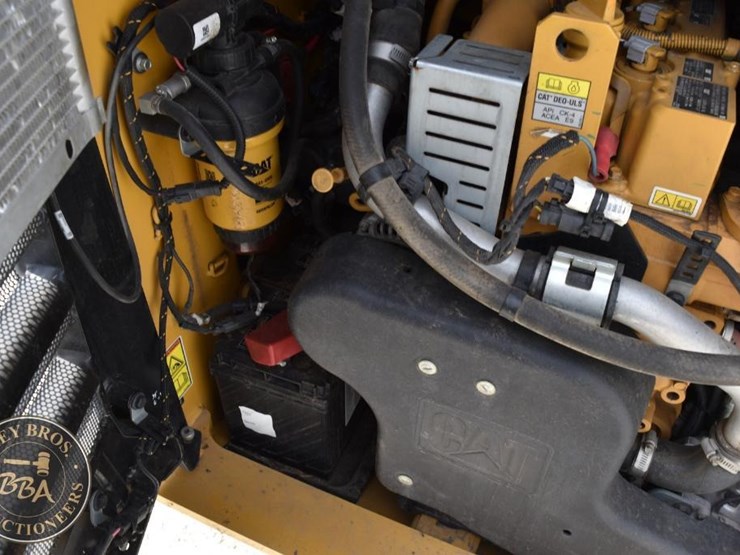 2022-caterpillar-289d3-image-42