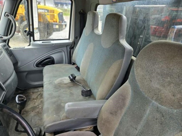 2007-international-durastar-4300-image-26