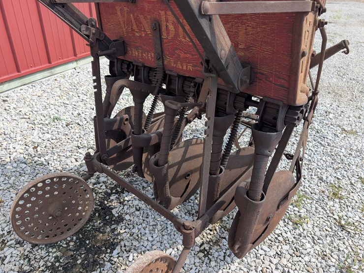 van-brunt-drill-image-18