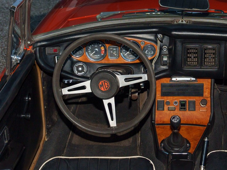 #1069-•-offered-at-no-reserve-|-1973-mg-mgb-mark-lll-convertible-image-80