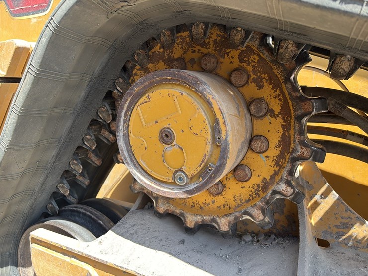 2022-caterpillar-299d3-xe-image-12