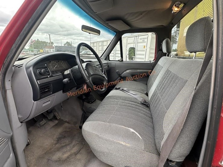 1995-ford-f350-xl-image-31
