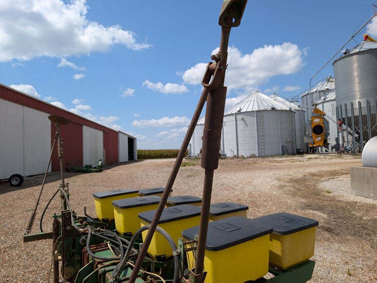 john-deere-7100-image-14