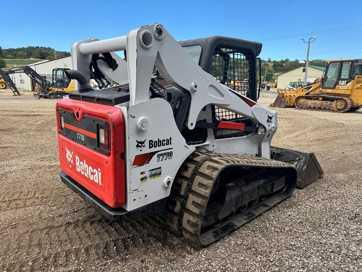 2021-bobcat-t770-image-6