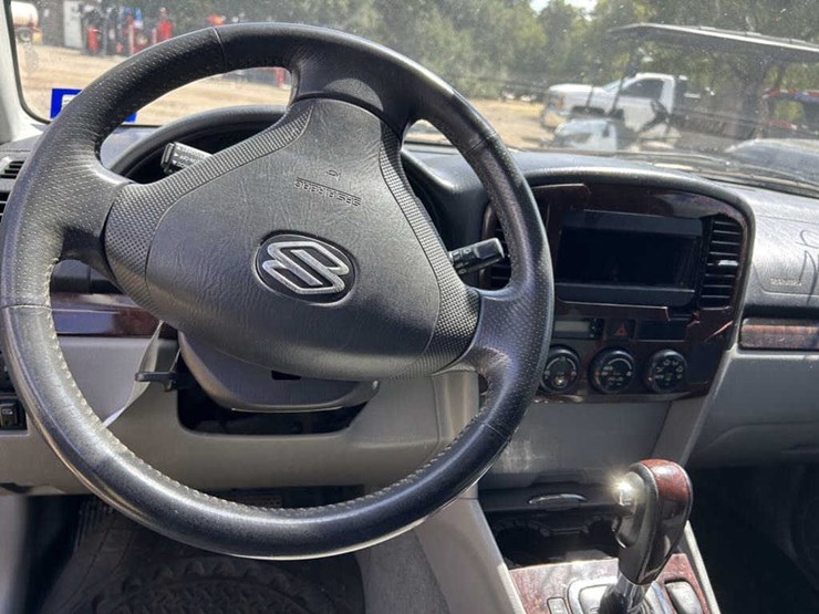 2004-suzuki-xl7-image-9