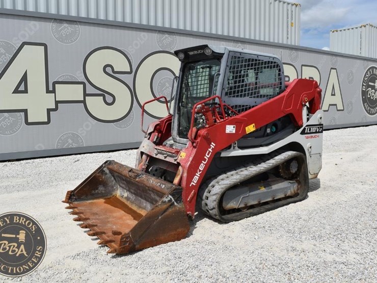 2022-takeuchi-tl10v2-image-10