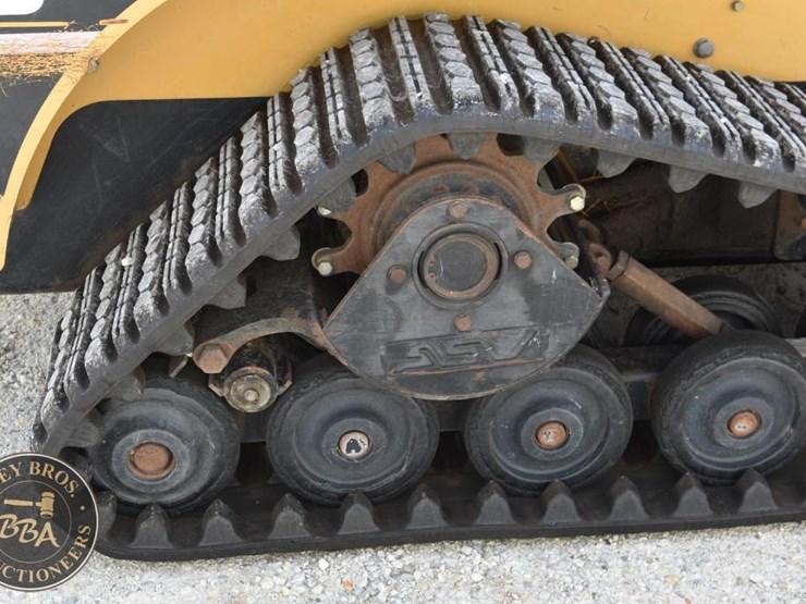 2004-caterpillar-257b-image-36