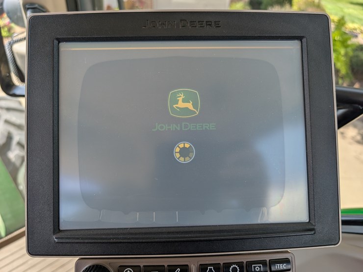 2015-john-deere-6175r-image-84