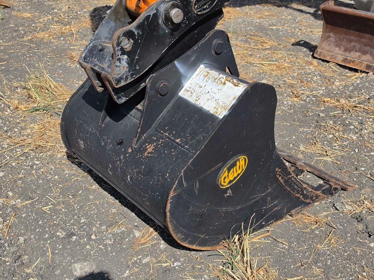 2023-doosan-dx85r-3-image-11