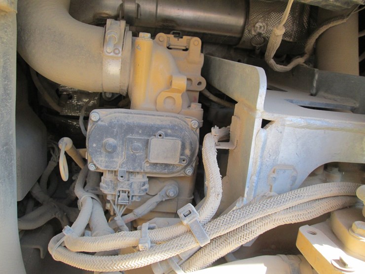 2018-caterpillar-299d2-xhp-image-24