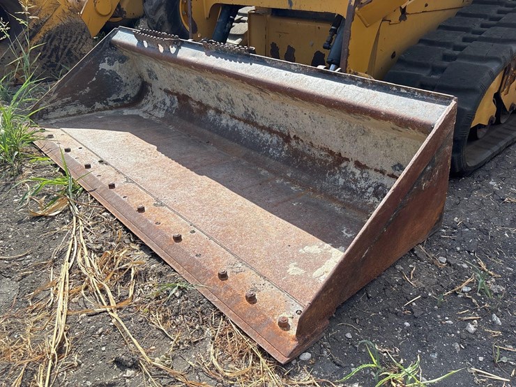 2022-caterpillar-259d3-image-11