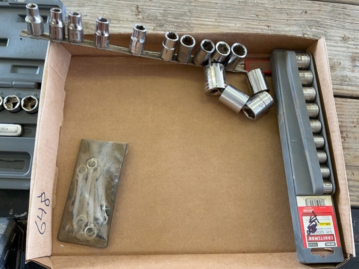 craftsman-standard-1/4-inch-socket-set-&-craftsman-metric-and-standard-3/8-socket-set-and-miscellaneous-sockets-image-4
