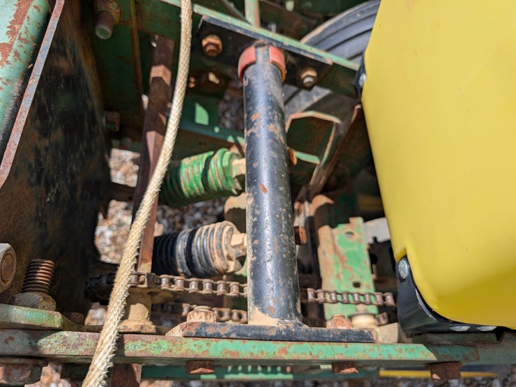 john-deere-7100-image-16