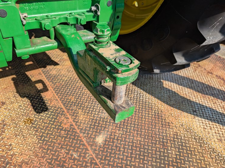 2015-john-deere-6175r-image-98