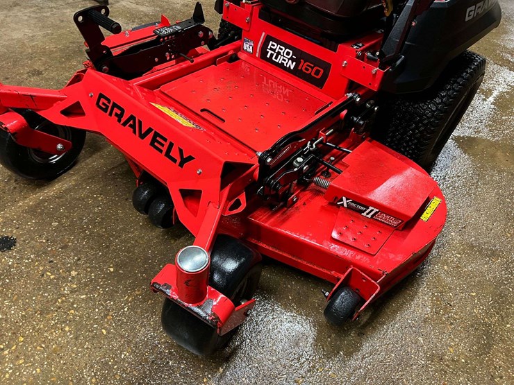 2019-gravely-proturn-60-image-22