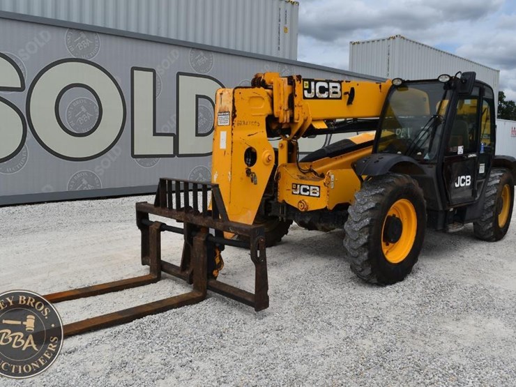 jcb-509-42-image-3