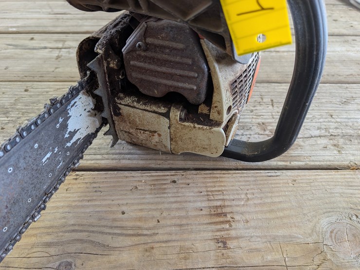 stihl-ms-270-chainsaw-image-8
