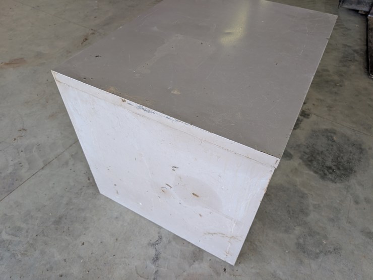 steel-cabinet-image-3