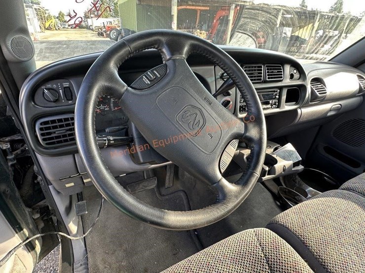 1999-dodge-ram-3500-image-23
