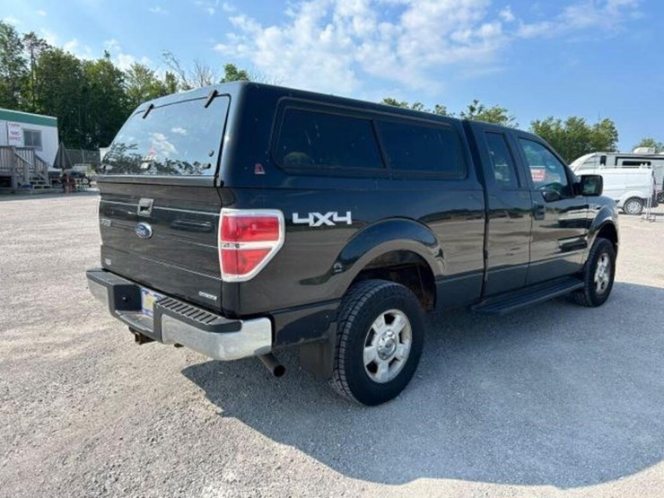 2014-ford-f150-xlt-image-4