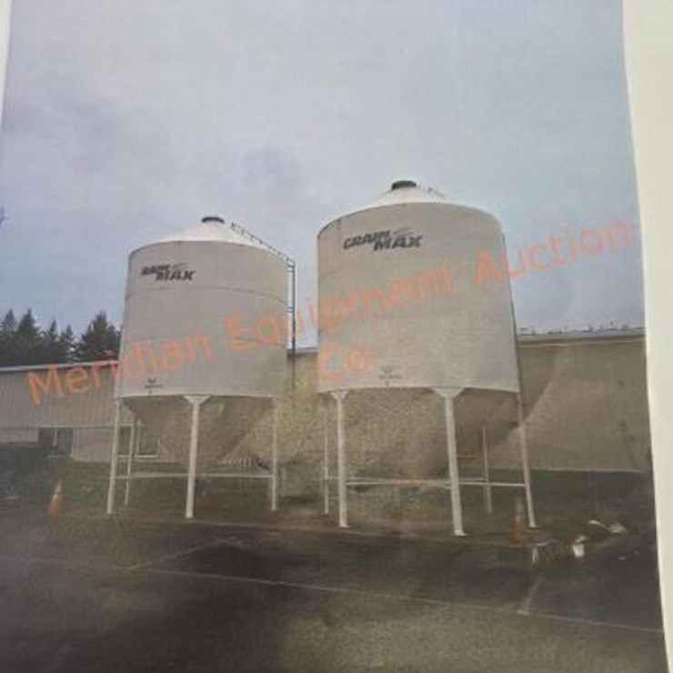 2 Wheatland 2000 Cubic ft Grain Tanks- Offsite