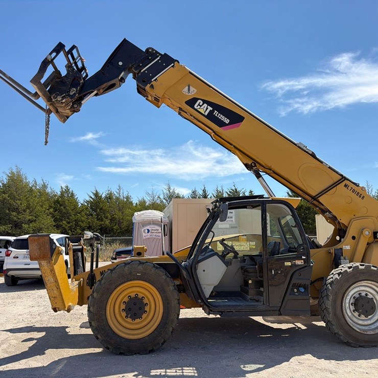 CATERPILLAR TL1255D