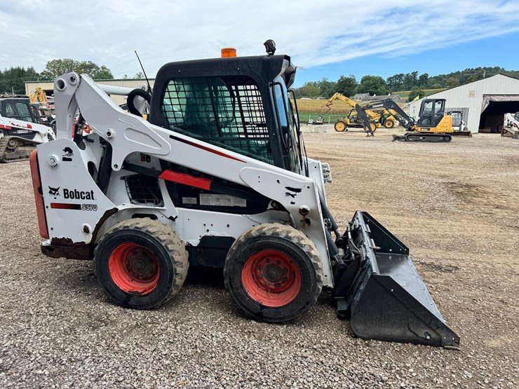 2015-bobcat-s570-image-7
