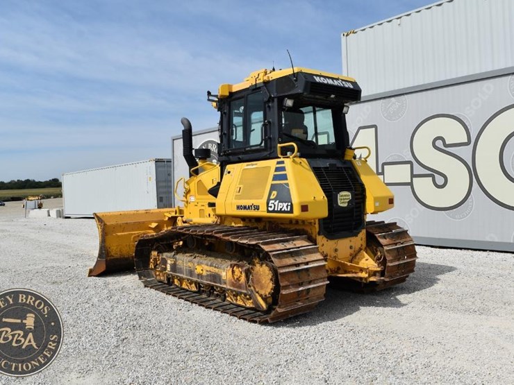 2018-komatsu-d51pxi-24-image-15