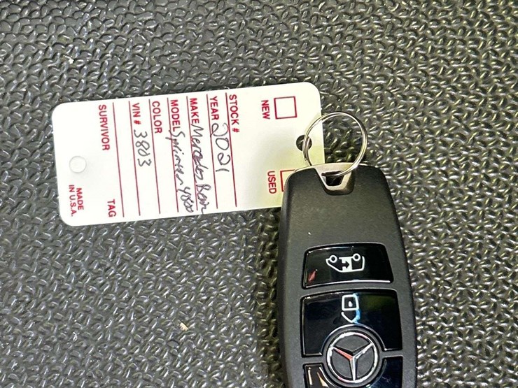 2021-mercedes-benz-sprinter-4500-image-43
