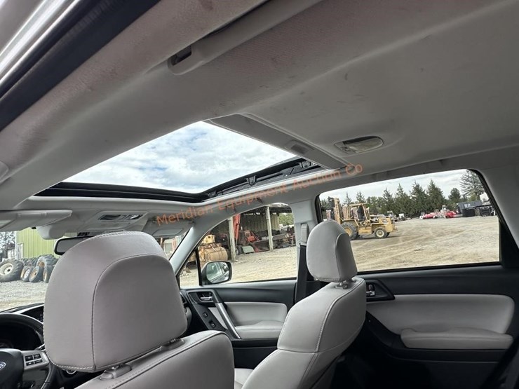 2015-subaru-forester-image-21