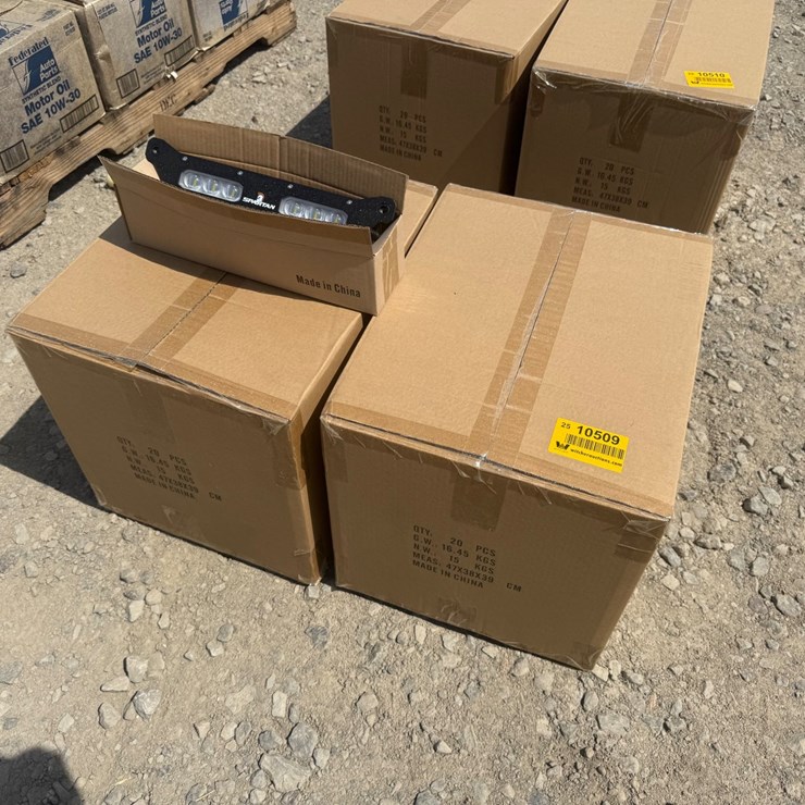 #10509 • Lot of (2) Boxes of Spartan Mower Lights INV#10509