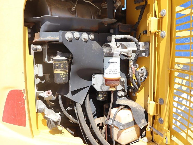 komatsu-pc138us-lc-image-28