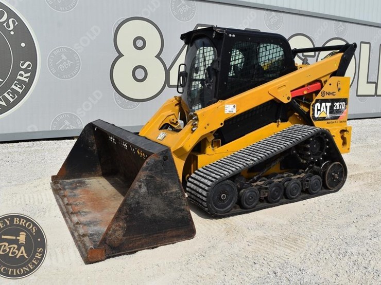 2015-caterpillar-287d-image-3