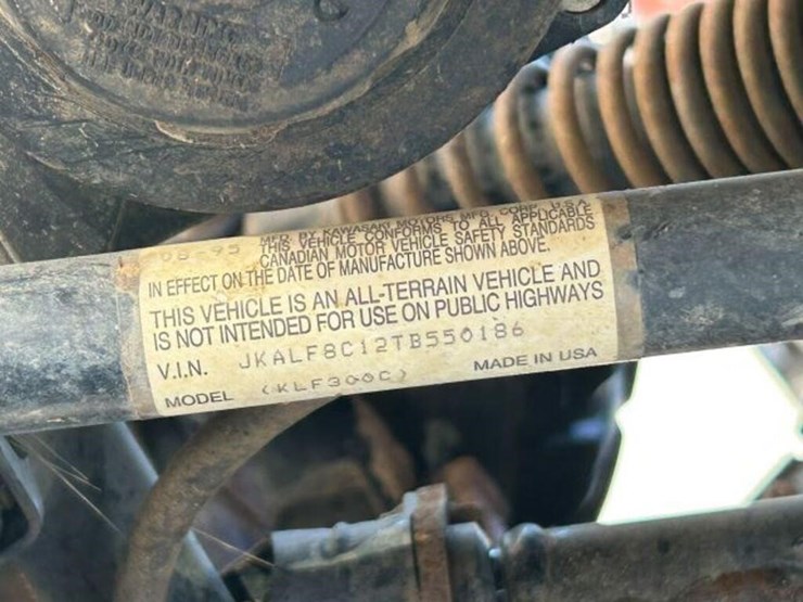 1996-kawasaki-bayou-300-image-8