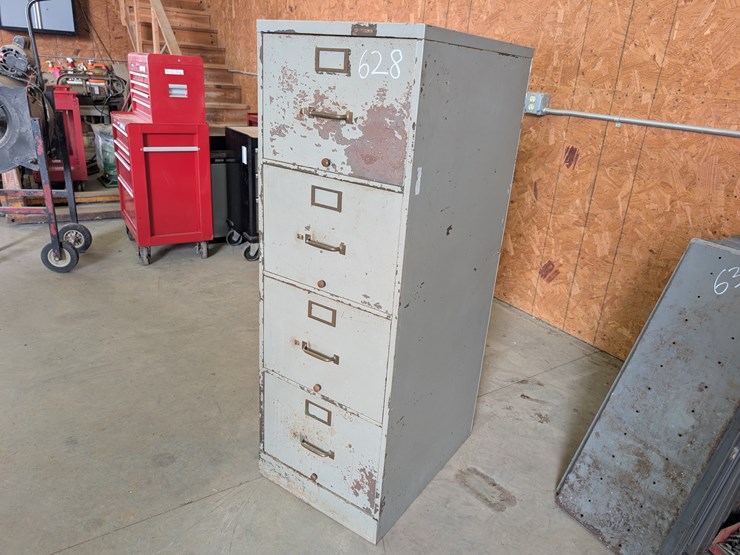 4-drawer-file-cabinet-image-1