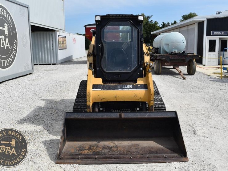 2004-caterpillar-257b-image-9