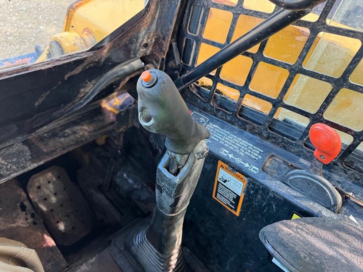2004-john-deere-280-image-22