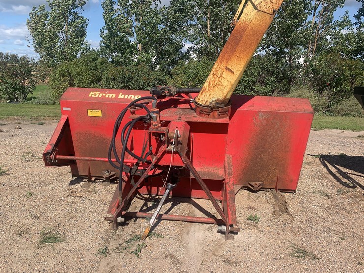 farm-king-960-snowblower-image-5