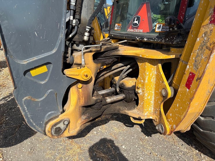 2021-deere-710l-image-7