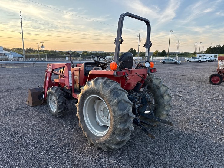 massey-ferguson-1260-image-9