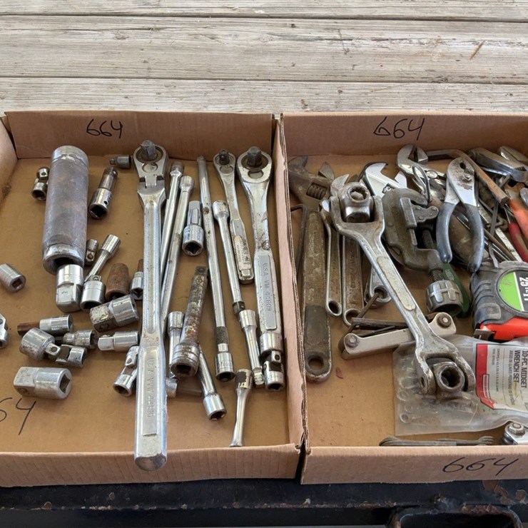 (2) flats of Craftsman ratchet extensions and miscellaneous tools